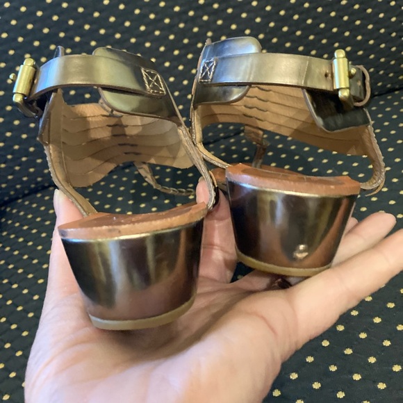 COACH India Mirror Metallic Dark Gold Bronze Wedge Sandals 7.5 B - Picture 2 of 11